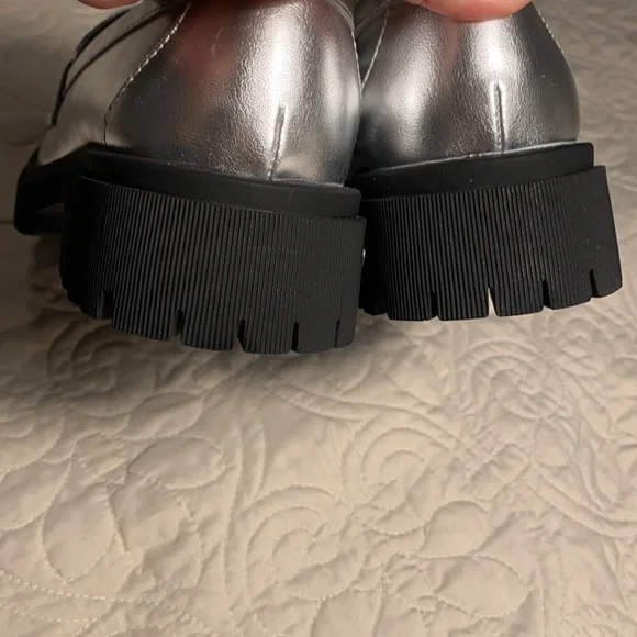 Lug sole loafers NWT - Picture 6 of 8